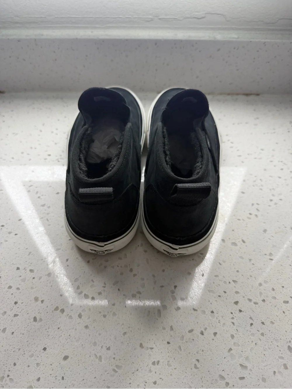 NEW Vans Black Suede High-Top Slip-Ons – Men’s Size 10 (Box Included)